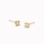 aria-diamond-earrings-ldm-14k-yg-3mm-model_6c6cd726-92cd-4904-97c9-903037f27737