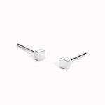 EMMA-STUDS-SILVER_1_4cf7bdca-9609-4692-abf7-26d66f540773