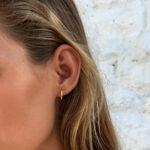 keira-18-amelia-square-huggie-earrings-gv-lookbook-31-2