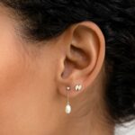 keira-17-delia-opal-stud-earrings-14k-yg-model-51