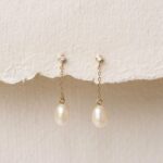 keira-17-valeria-pearl-dangling-earrings-14k-yg-model-48